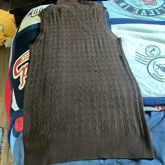NWOT! Gap Factory Women’s Sleeveless Cable Knit Turtleneck. Brown. Medium. - Picture 8 of 9